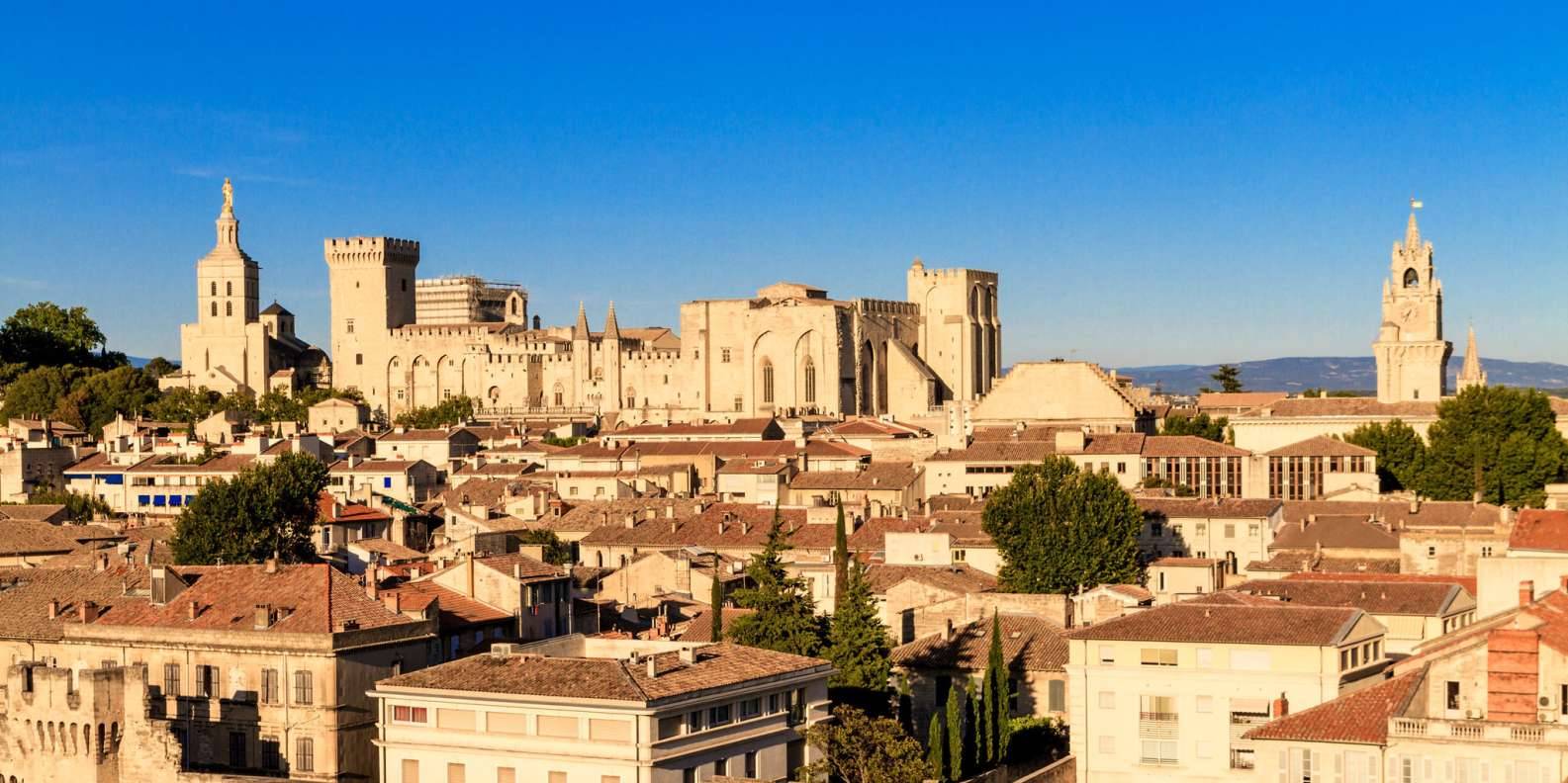hotel proche palais du pape