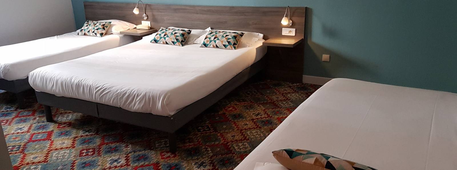 Chambre quadruple Hôtel Danieli Avignon